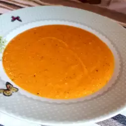 Крем супа от червена леща по арабски