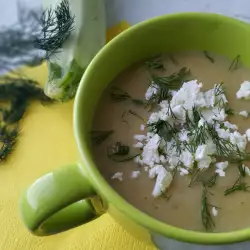 Лека супа с тиквички, картоф и сирене