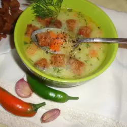 Лучена супа с топено сирене