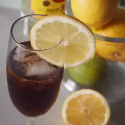Коктейл с Лимонов Сок