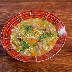Супа от телешко и свинско месо с ориз