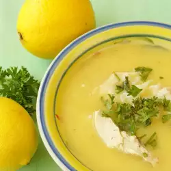 Студена супа с лимон