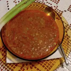 Ястия с доматено пюре без месо