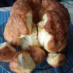 Маймунски хляб с шунка и кашкавал