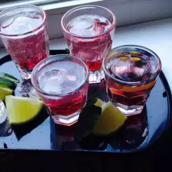 Алкохолен коктейл с грозде