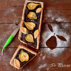 Шоколадов пай с карамелизирани круши