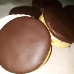 Маслени бисквити с шоколадов ганаш