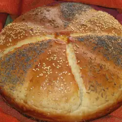 Медена питка с два вида брашно