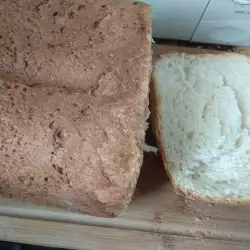 Мек и дълготраен хляб в хлебопекарна