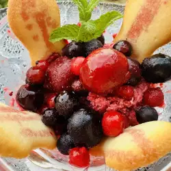 Десерт с боровинки и вишни