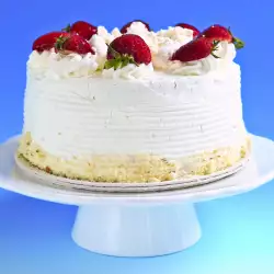 Целувчена торта със сметана и ягоди