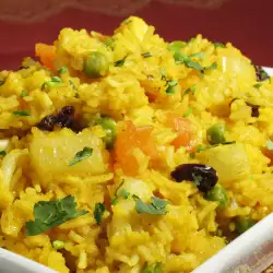 Ориз с пилешко и зеленчуци