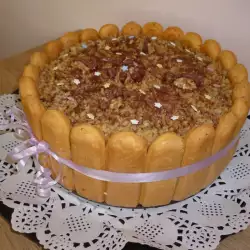 Домашна орехова торта с бишкоти