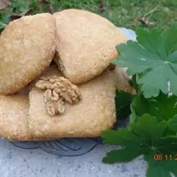 Орехови сладки с локум