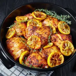 Печени пилешки бутчета с лимон и мащерка