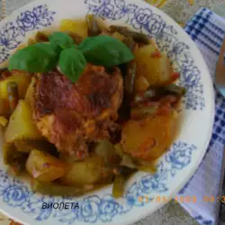 Пиле със зелен боб и картофи на фурна