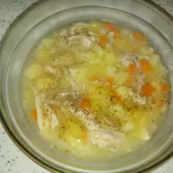 Бистра пилешка супа за ценители
