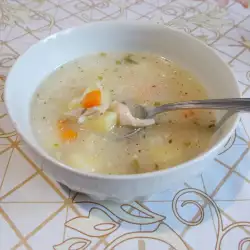 Пилешка супа с картофи и кисело мляко