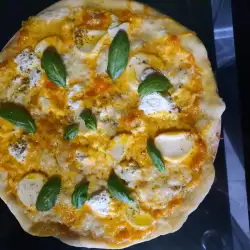 Пица Куатро Формаджи с готово тесто