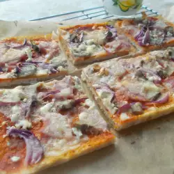 Диетична пица с шунка и гъби
