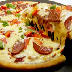 Пица с Топено Сирене