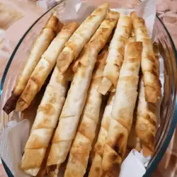 Банички-пурички със сирене и колбас