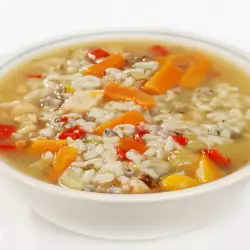Оризова супа с жълтъци