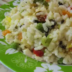 Оризова салата с магданоз