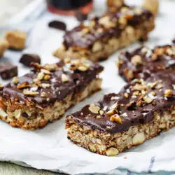 Кокосови гранола барчета с шоколад