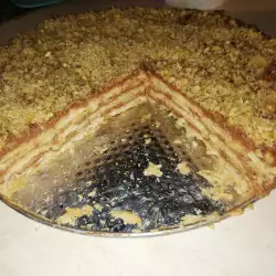 Лека бисквитена торта със заквасена сметана