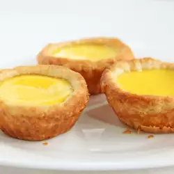Десерт с маргарин без яйца