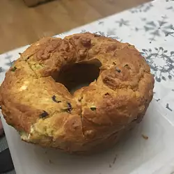 Солен кекс със сирене и маслини