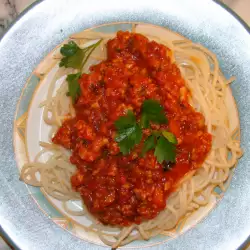 Вкусен сос за спагети