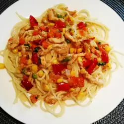 Спагети с пилешко и зеленчуци