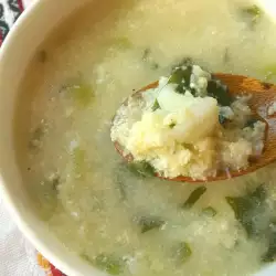 Спаначена супа с просо и застройка