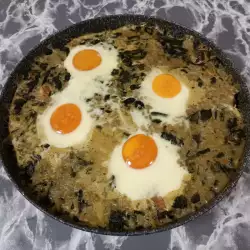 Спанак с ориз и яйца на фурна
