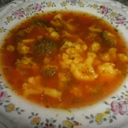 Супа с карфиол, броколи и куркума
