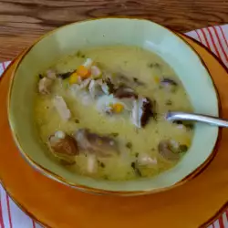 Супа от свинско месо и гъби