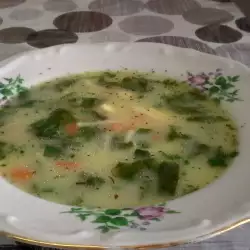 Картофена супа със спанак и зелен лук
