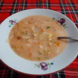 Зелева супа с картофи