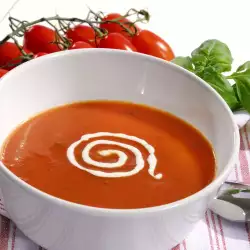 Вегетарианска супа с домати