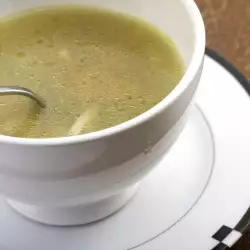 Икономична супа с бульон