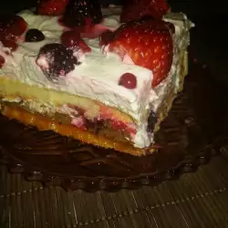 Сурова торта Горски плод