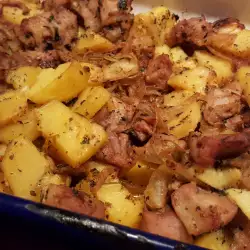 Свинско с картофи на фурна