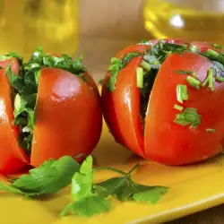 Мариновани домати в собствен сос