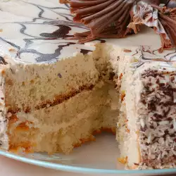 Торта със сметана и бял шоколад