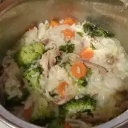 Заешко с броколи и ориз