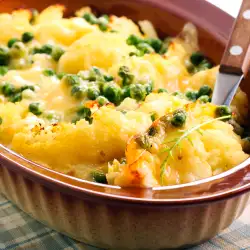 Запеканка с карфиол и грах на фурна