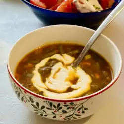 Пикантна супа от зелен фасул