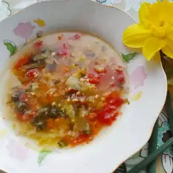 Зелева супа с каперси и праз